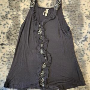 Grey tank top with ruffles